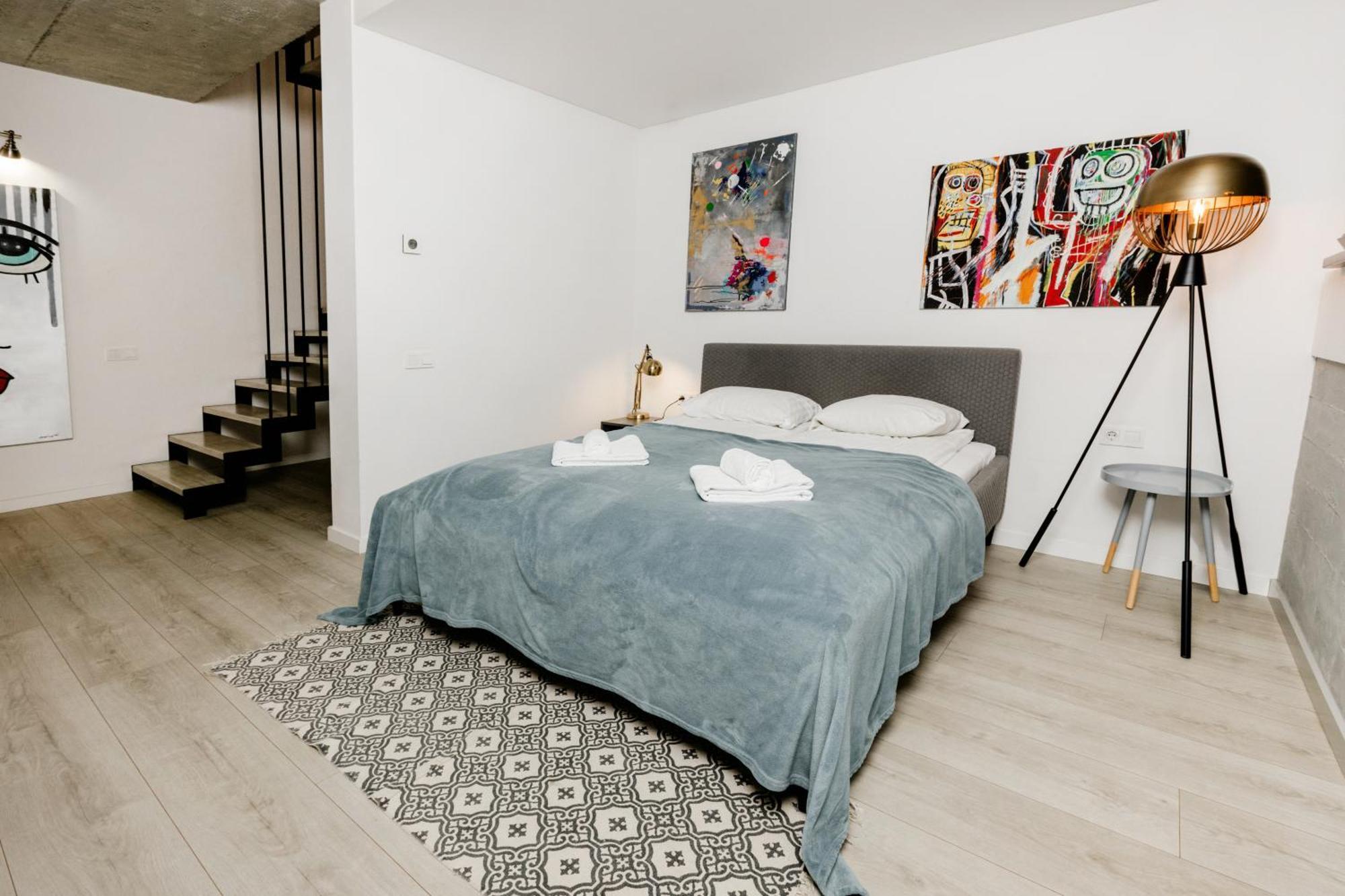 Modern And Spacious Loft Type Apartment 8 With Free Private Parking By "Owl Jazz Apartments" Κάουνας Εξωτερικό φωτογραφία